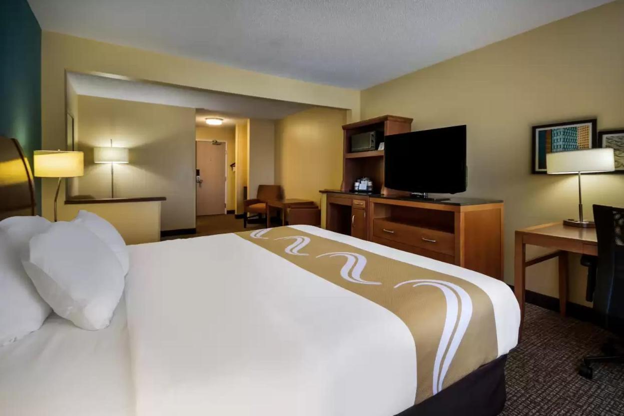 Quality Inn & Suites בוזמן מראה חיצוני תמונה