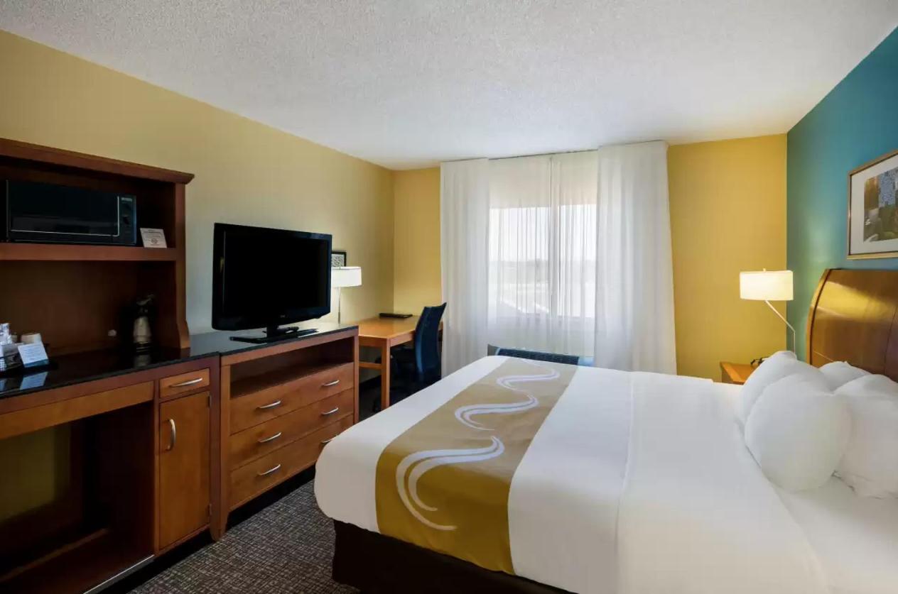 Quality Inn & Suites בוזמן מראה חיצוני תמונה