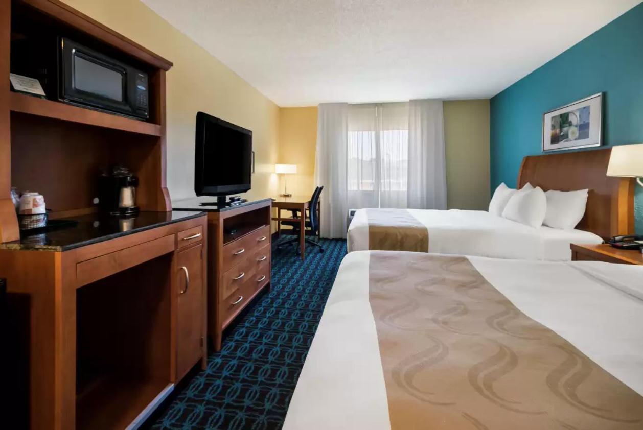 Quality Inn & Suites בוזמן מראה חיצוני תמונה