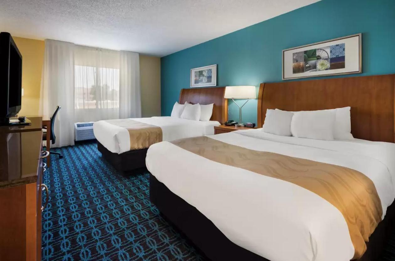 Quality Inn & Suites בוזמן מראה חיצוני תמונה