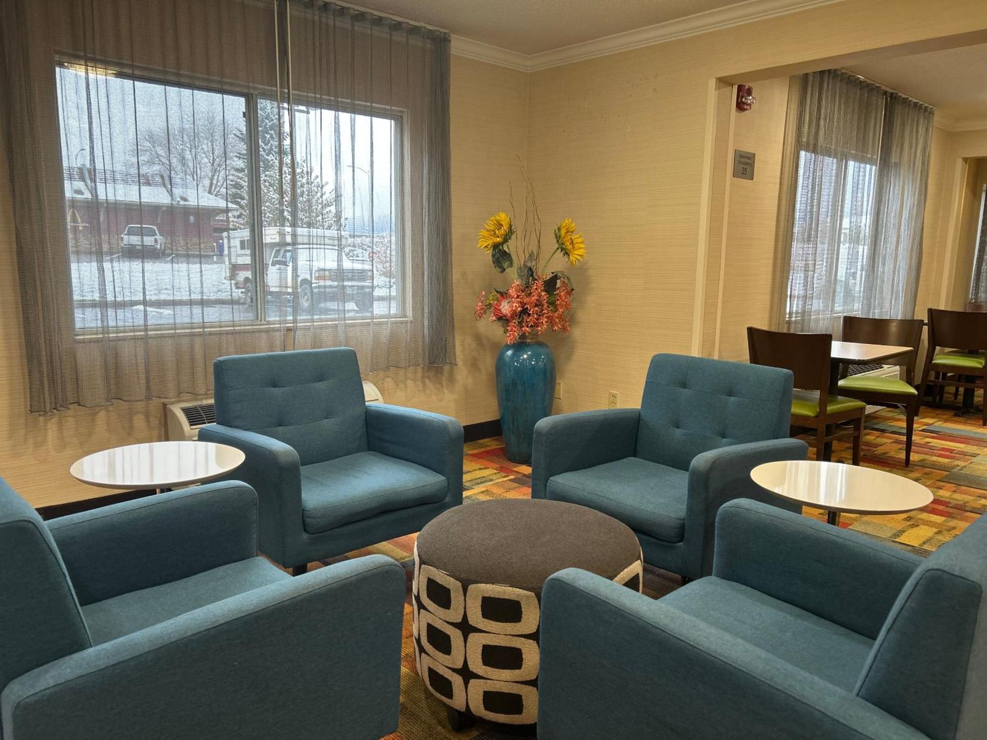 Quality Inn & Suites בוזמן מראה חיצוני תמונה