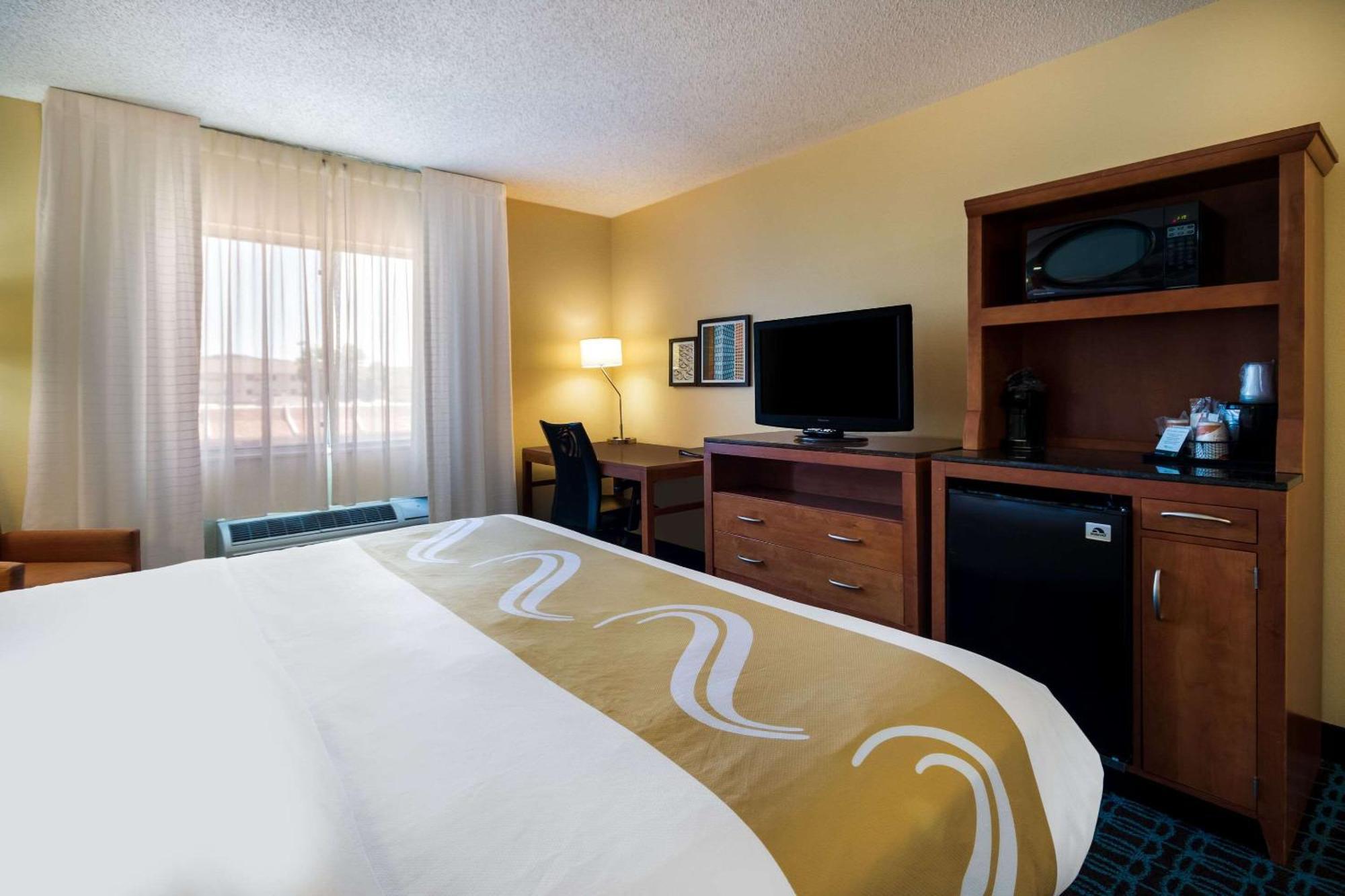 Quality Inn & Suites בוזמן מראה חיצוני תמונה