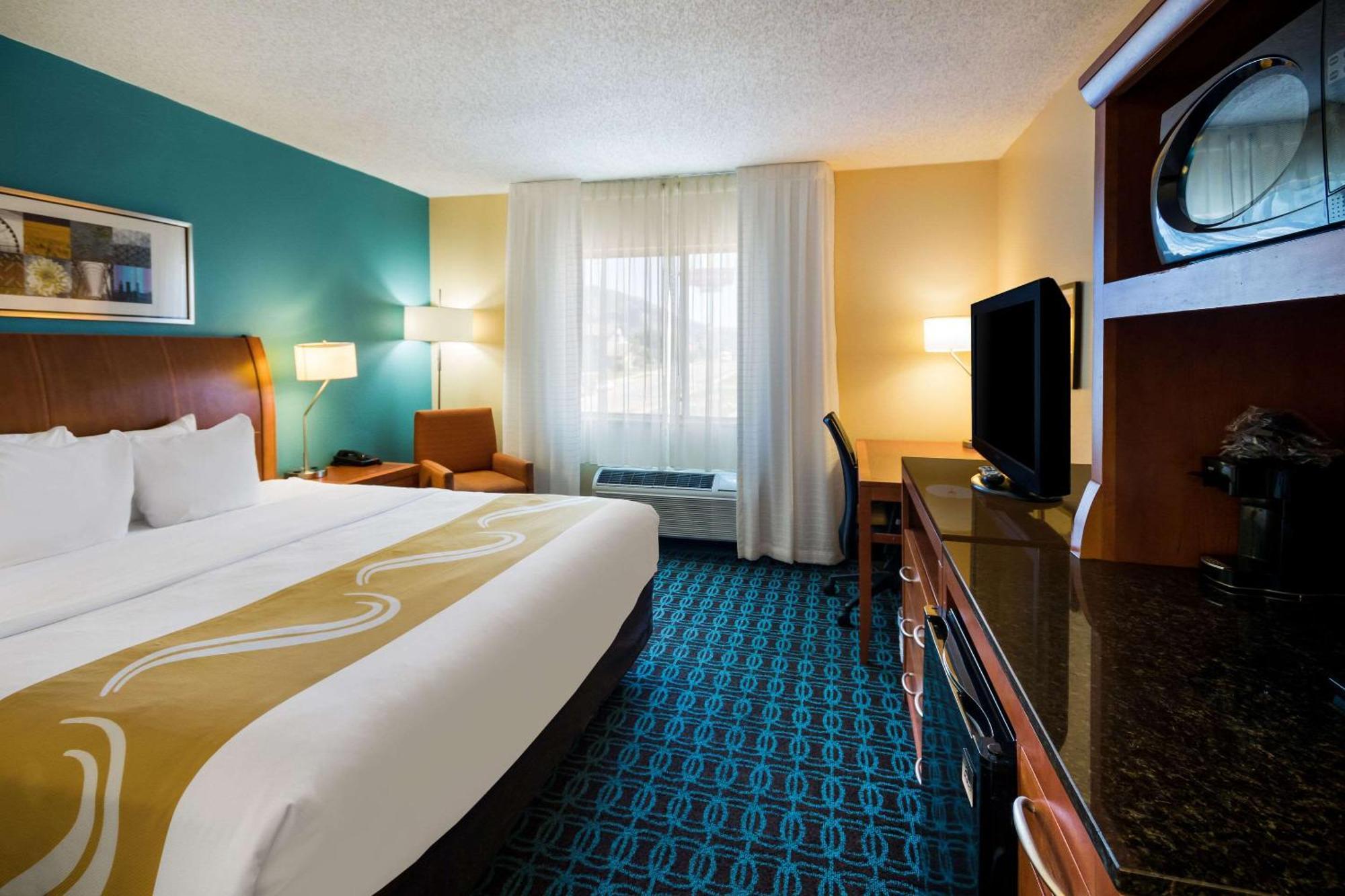 Quality Inn & Suites בוזמן מראה חיצוני תמונה