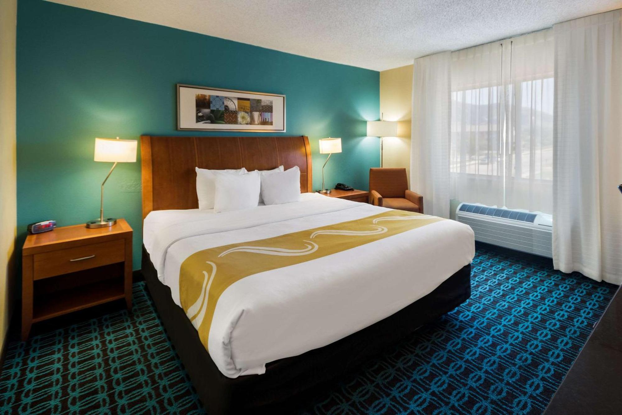 Quality Inn & Suites בוזמן מראה חיצוני תמונה