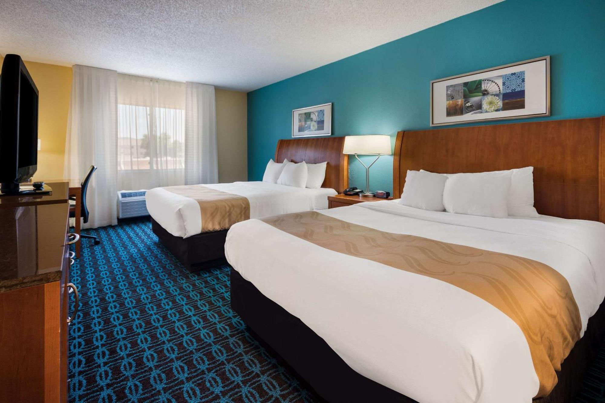 Quality Inn & Suites בוזמן מראה חיצוני תמונה